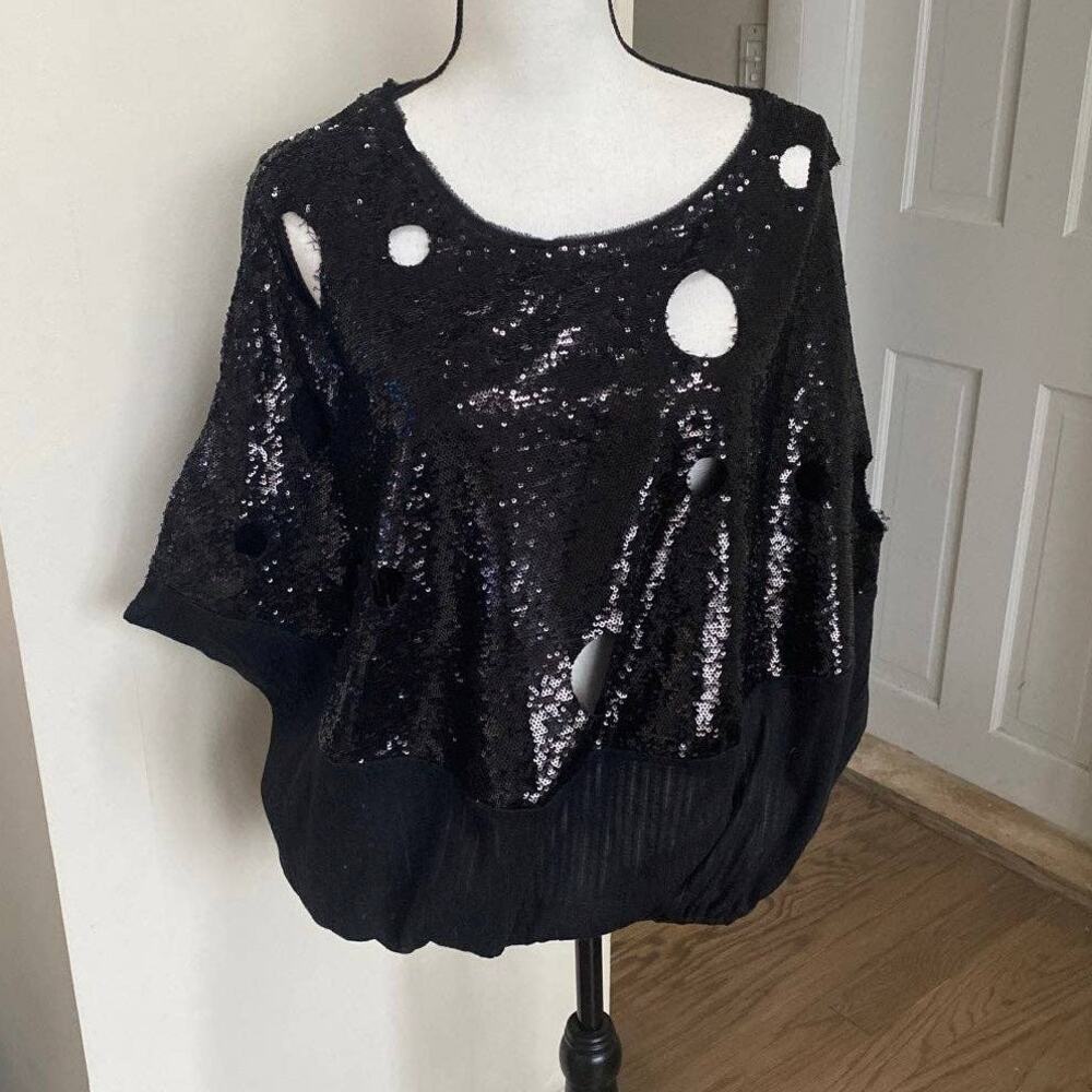 Boundary & Co Black Sequined Balloon Top With Cutouts Size Medium